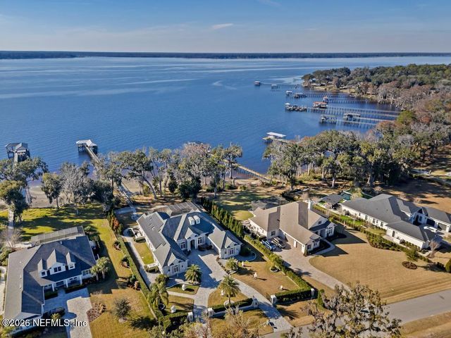 400 HALLOWES Cove, St. Johns, FL 32259