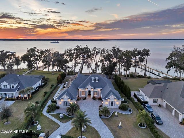 400 HALLOWES Cove, St. Johns, FL 32259