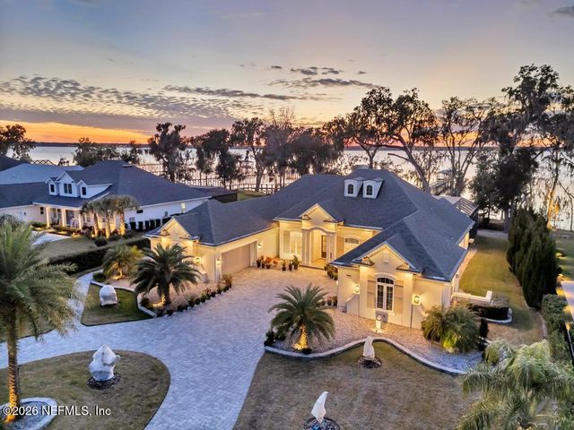 400 HALLOWES Cove, St. Johns, FL 32259