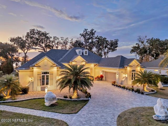 400 HALLOWES Cove, St. Johns, FL 32259