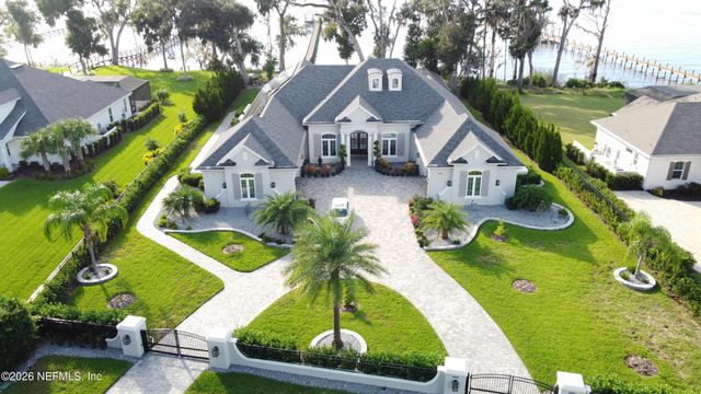 400 HALLOWES Cove, St. Johns, FL 32259