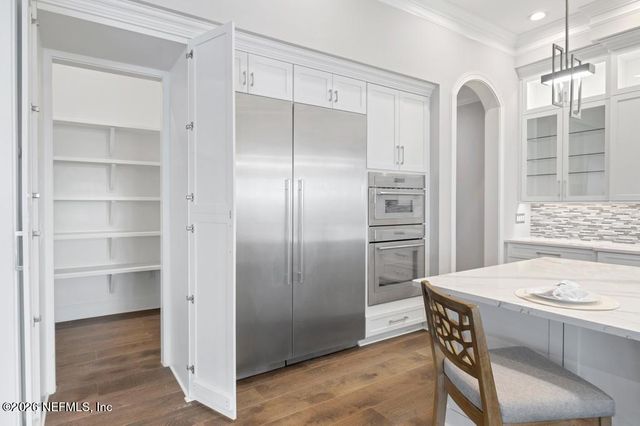 400 HALLOWES Cove, St. Johns, FL 32259