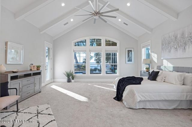 400 HALLOWES Cove, St. Johns, FL 32259