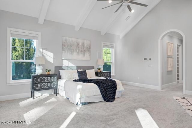 400 HALLOWES Cove, St. Johns, FL 32259