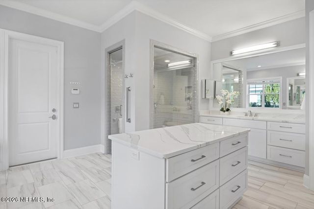 400 HALLOWES Cove, St. Johns, FL 32259