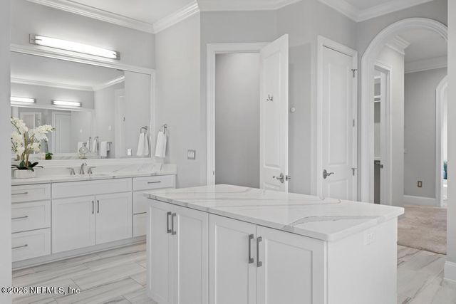 400 HALLOWES Cove, St. Johns, FL 32259