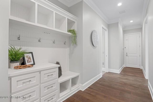 400 HALLOWES Cove, St. Johns, FL 32259