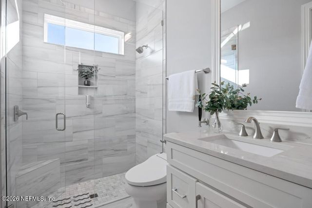 400 HALLOWES Cove, St. Johns, FL 32259