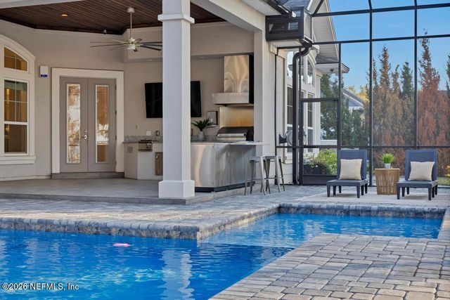 400 HALLOWES Cove, St. Johns, FL 32259