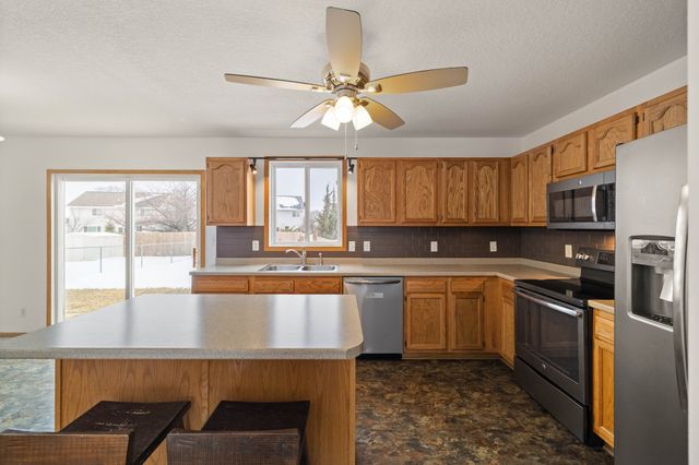 2326 NW Maple Street, Ankeny, IA 50023