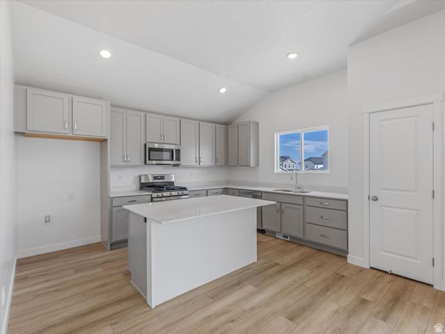 240 E 770 N, Santaquin, UT 84655