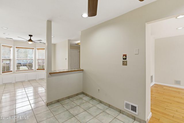 314 Towne Drive 10-4, Manalapan, NJ 07726