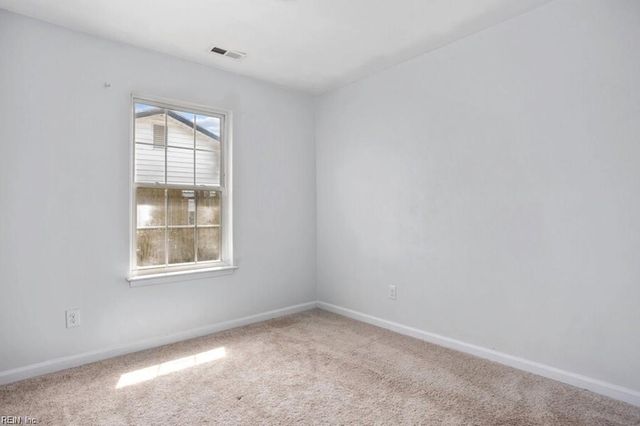 2206 Berkley AVE, Chesapeake, VA 23324