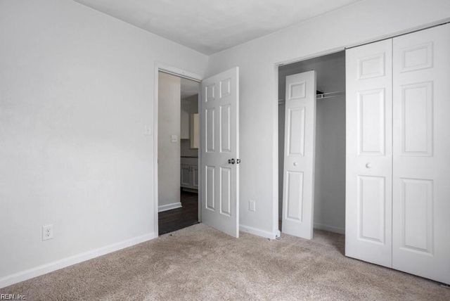 2206 Berkley AVE, Chesapeake, VA 23324