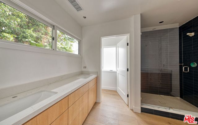 4285 La Salle Avenue, Culver City, CA 90232