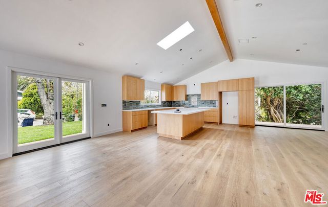 4285 La Salle Avenue, Culver City, CA 90232
