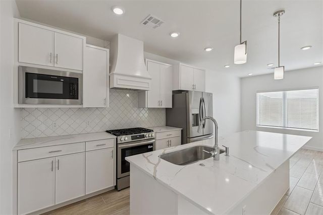 18024 Anthem Boulevard, Edmond, OK 73012