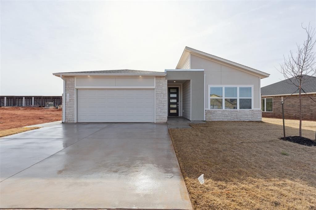 18024 Anthem Boulevard, Edmond, OK 73012