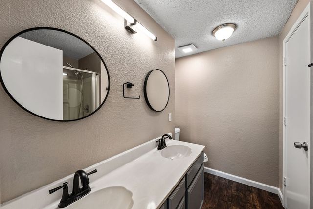 6104 Sandy Lane, Watauga, TX 76148