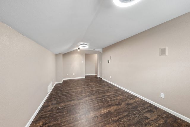 6104 Sandy Lane, Watauga, TX 76148