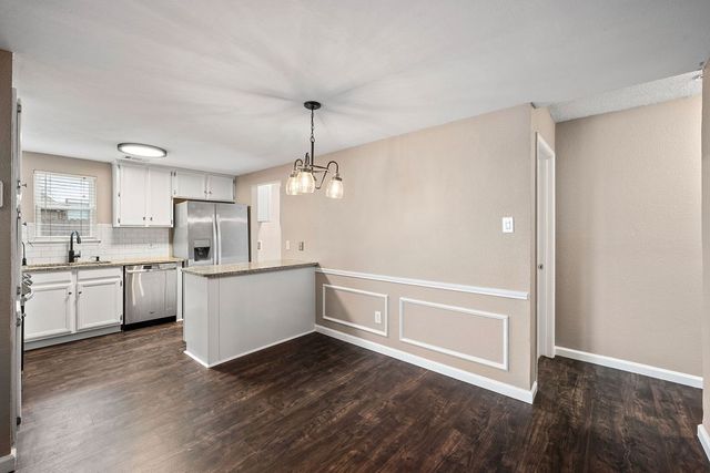 6104 Sandy Lane, Watauga, TX 76148