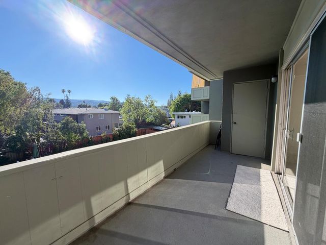 1458 Hudson Street 217, Redwood City, CA 94061