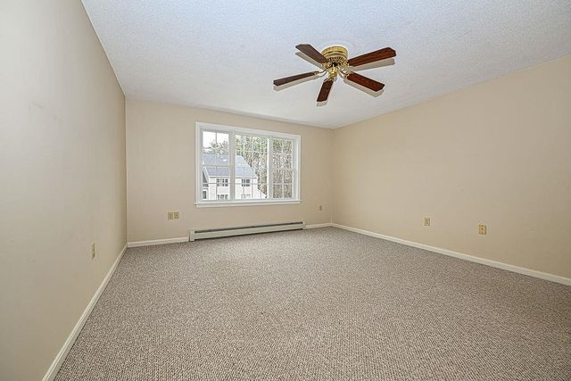 50 Brookside Dr Apt J8, Exeter, NH 03833