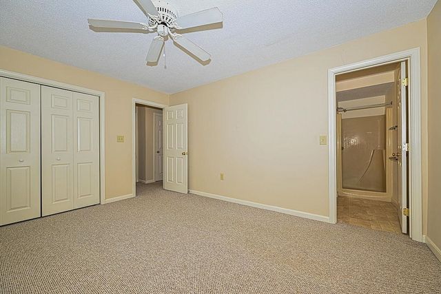 50 Brookside Dr Apt J8, Exeter, NH 03833