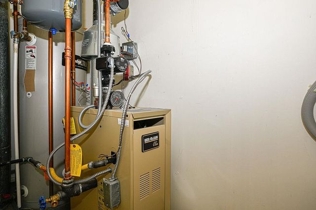 50 Brookside Dr Apt J8, Exeter, NH 03833