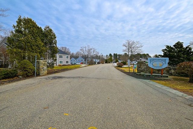 50 Brookside Dr Apt J8, Exeter, NH 03833