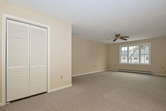 50 Brookside Dr Apt J8, Exeter, NH 03833