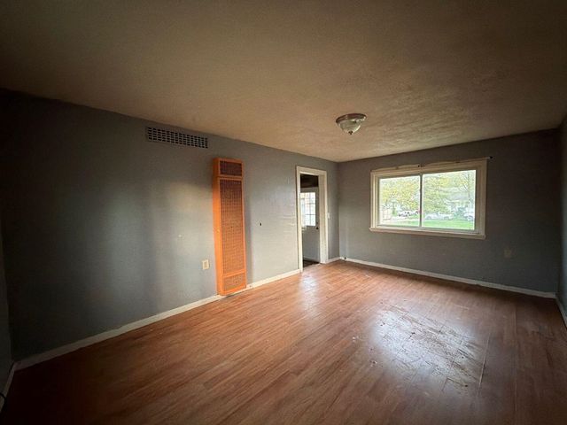 46 Oriole Road, Pontiac, MI 48341