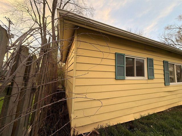 46 Oriole Road, Pontiac, MI 48341