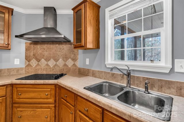 530 Ole Simpson Place, Catawba, SC 29704