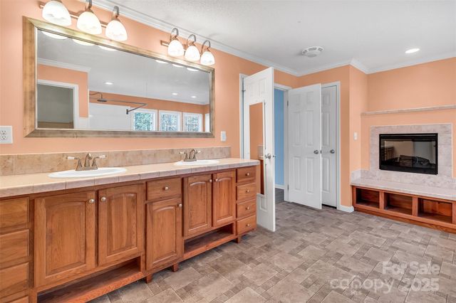 530 Ole Simpson Place, Catawba, SC 29704