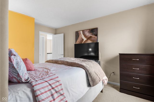 1208 Rotherham Lane, Beech Grove, IN 46107