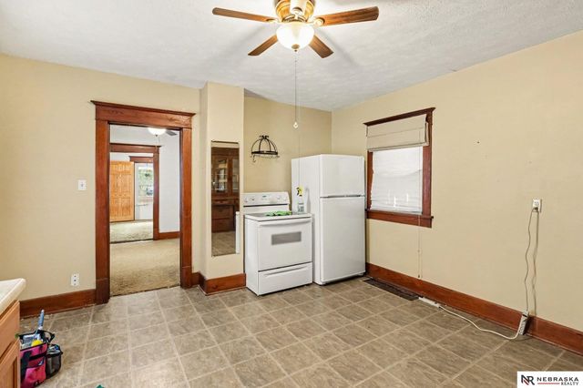 332 E Street, Lincoln, NE 68508