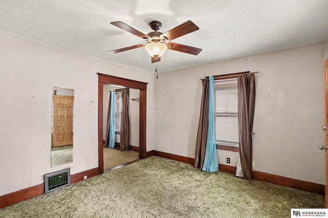 332 E Street, Lincoln, NE 68508