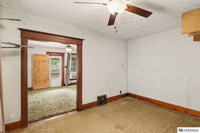 332 E Street, Lincoln, NE 68508