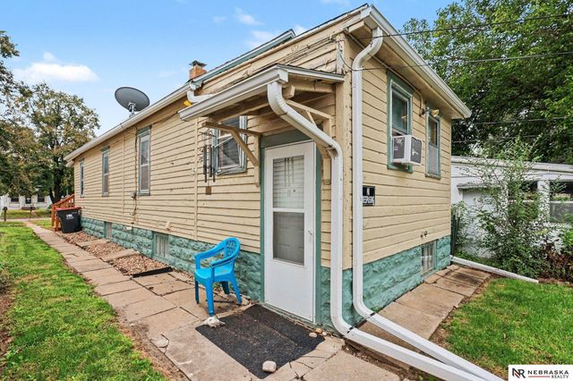 332 E Street, Lincoln, NE 68508