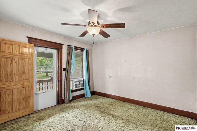 332 E Street, Lincoln, NE 68508