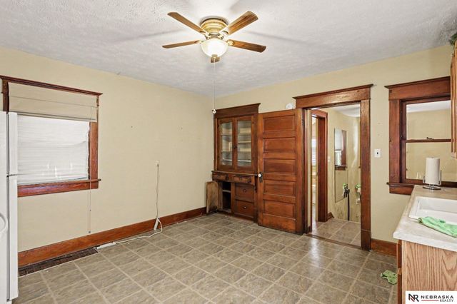 332 E Street, Lincoln, NE 68508