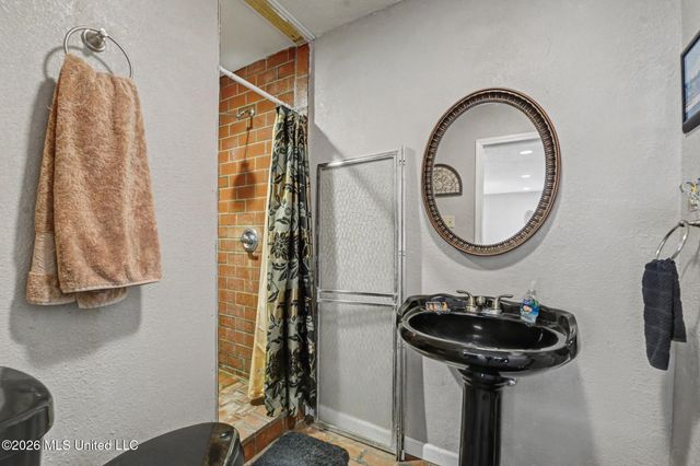 107 Sea Pine Street, Long Beach, MS 39560