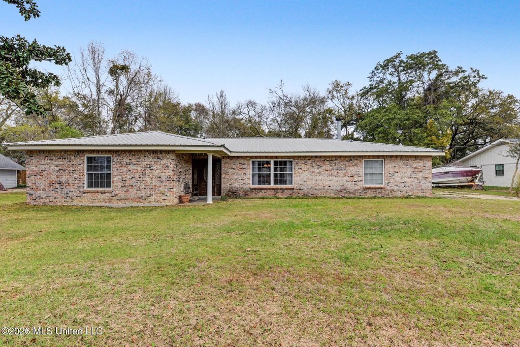 107 Sea Pine Street, Long Beach, MS 39560