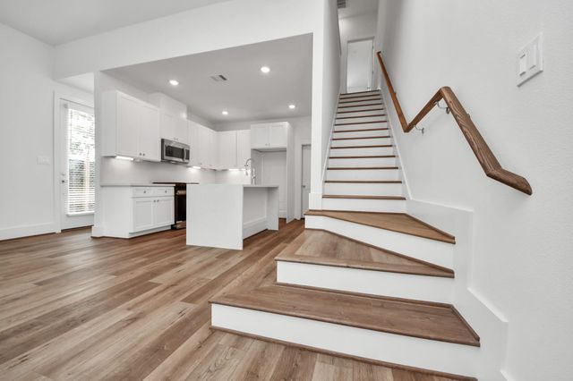 5612 Bertellis Lane, Houston, TX 77091