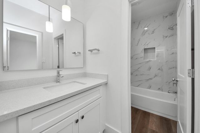 5612 Bertellis Lane, Houston, TX 77091