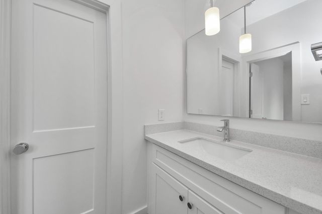 5612 Bertellis Lane, Houston, TX 77091