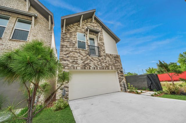 5612 Bertellis Lane, Houston, TX 77091