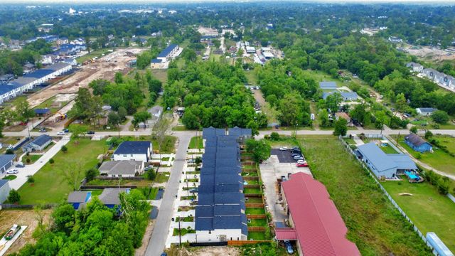 5612 Bertellis Lane, Houston, TX 77091