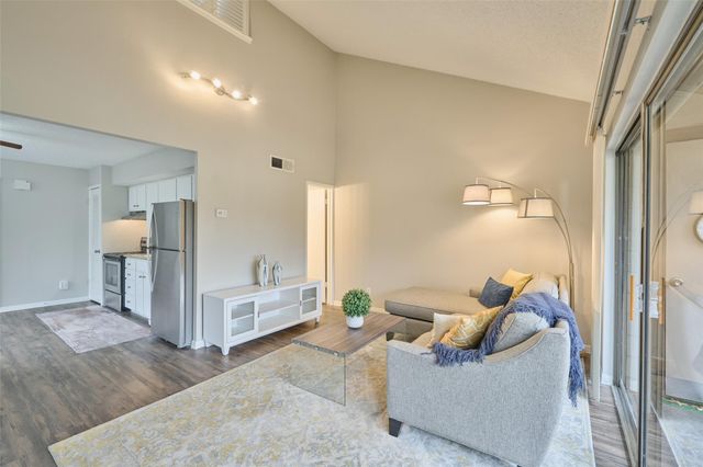 12900 Walden Road 602F, Montgomery, TX 77356